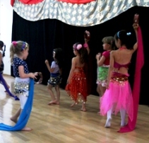 Belly dance pictures - classes and workshops